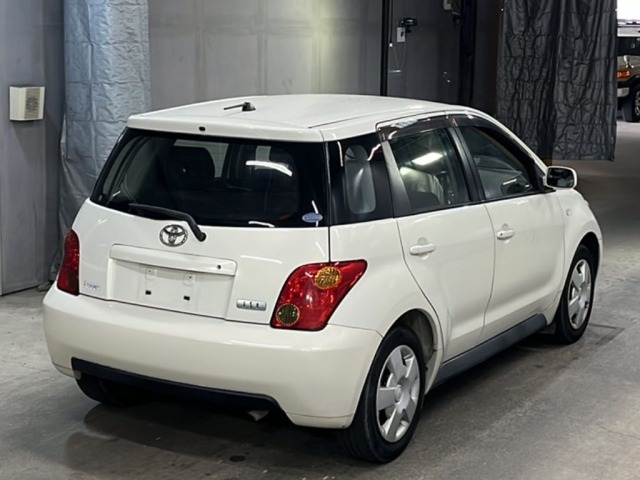 Toyota IST 2003 8507490-5