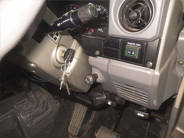 Toyota LAND CRUISER 2002 8509615-8