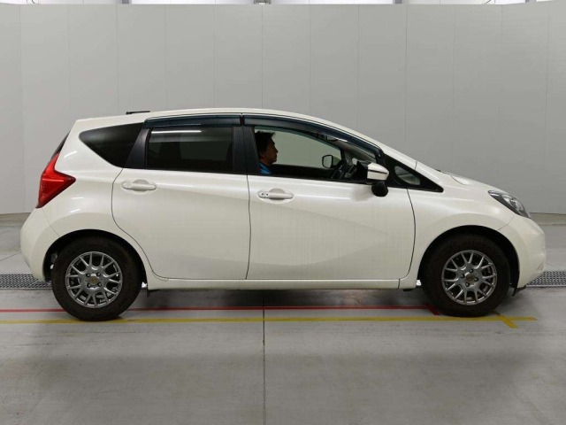 Nissan NOTE 2016 8494812-3
