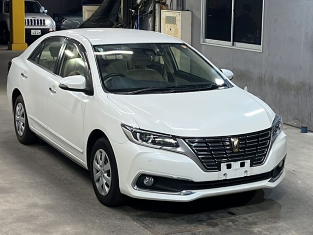 Toyota PREMIO 2020 8509887-4