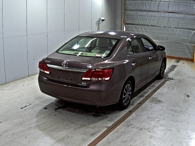 Toyota PREMIO 2018 8509892-5