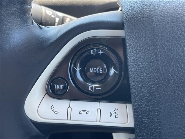 Toyota PRIUS PHV 2017 8509966-10