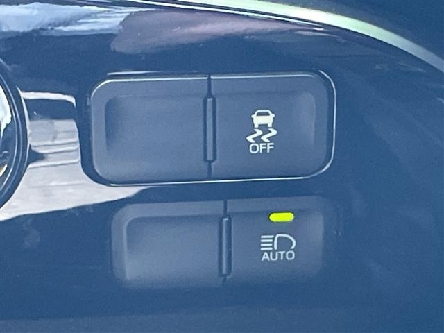 Toyota PRIUS PHV 2017 8509966-3
