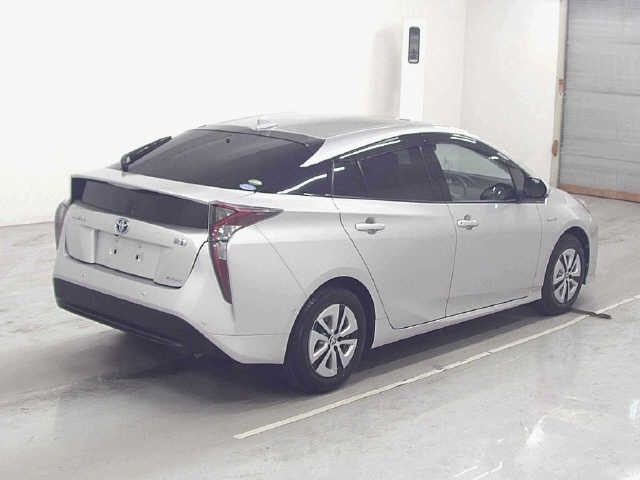 Toyota PRIUS 2016 8508096-5