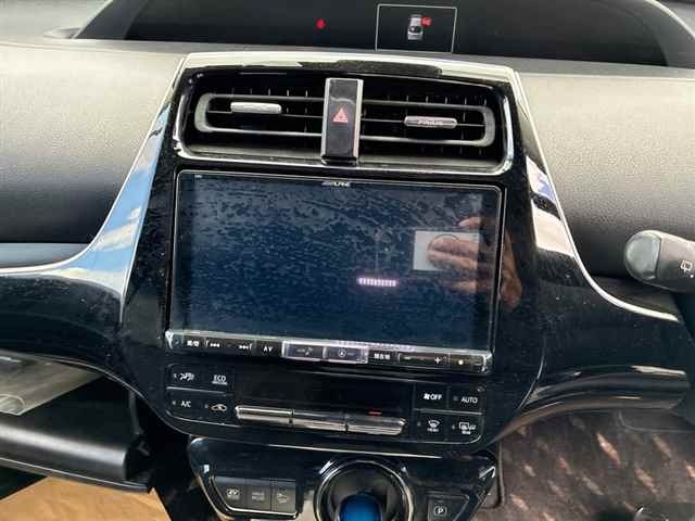 Toyota PRIUS 2017 8508110-6