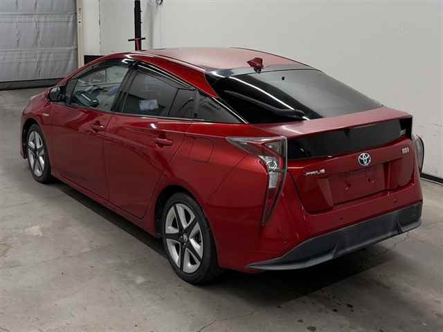 Toyota PRIUS 2015 8508111-1