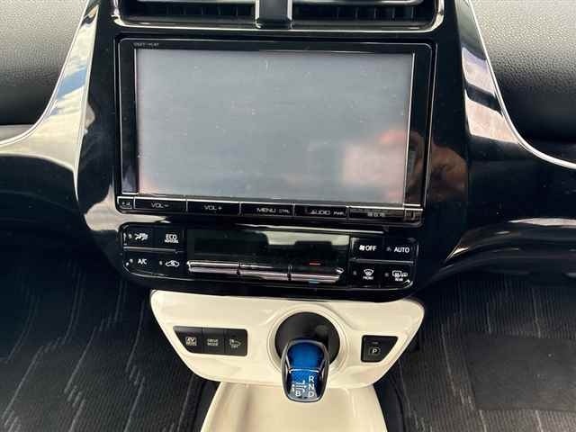 Toyota PRIUS 2015 8508111-6