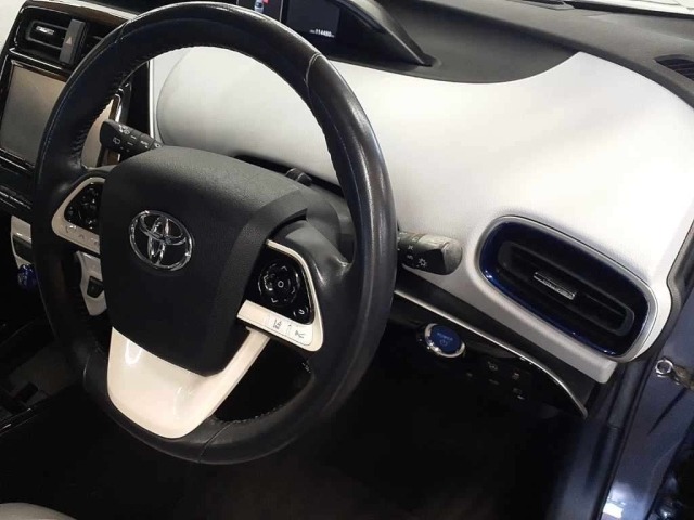 Toyota PRIUS 2015 8508200-9
