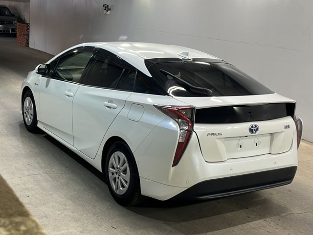 Toyota PRIUS 2016 8508296-1