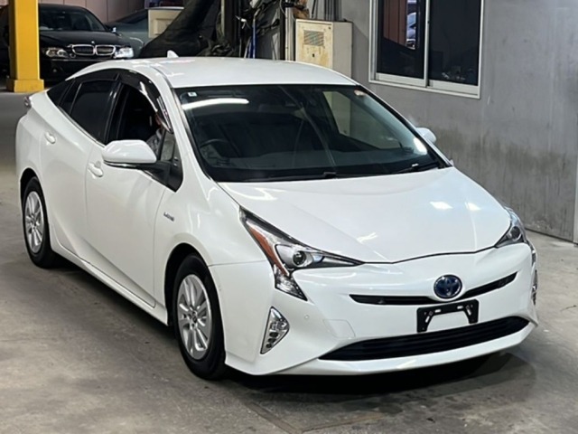 Toyota PRIUS 2016 8508296-4
