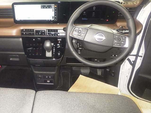 Nissan ROOX 2026 8503025-3