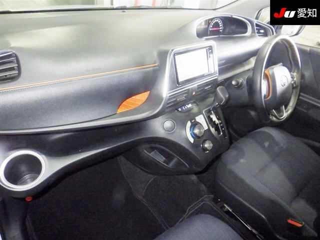 Toyota SIENTA 2015 8505216-3