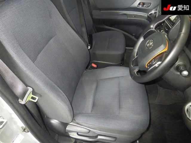 Toyota SIENTA 2015 8505216-6