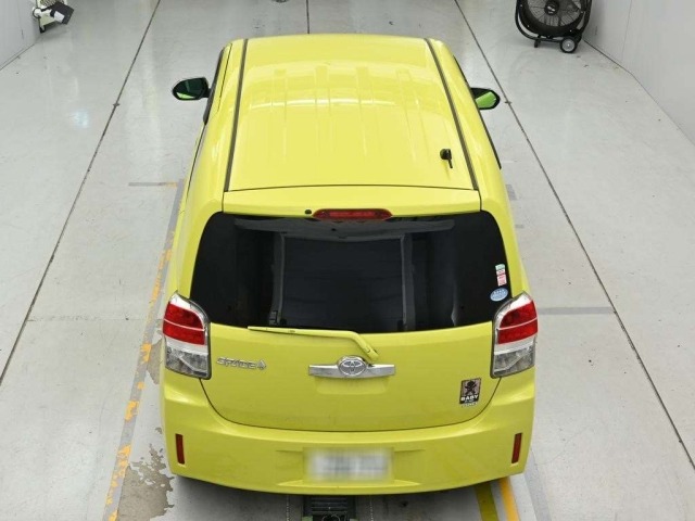 Toyota SPADE 2016 8510092-8