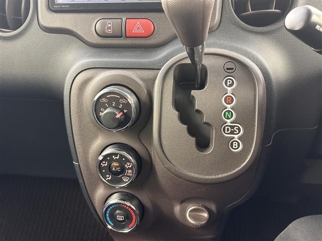 Toyota SPADE 2013 8510199-21