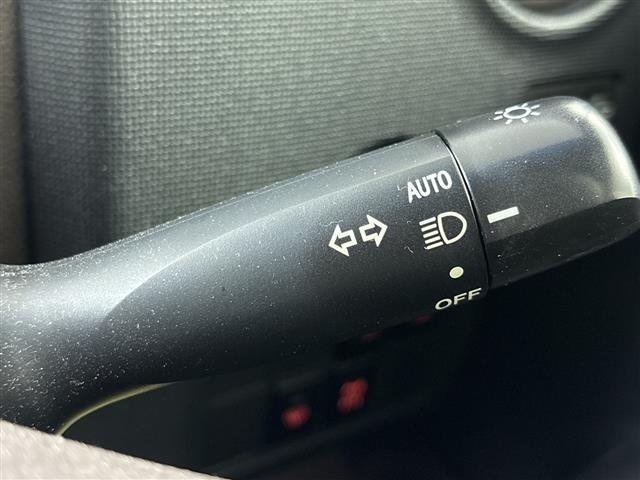 Toyota SPADE 2013 8510199-7
