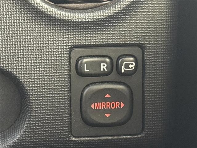 Toyota SPADE 2013 8510199-8