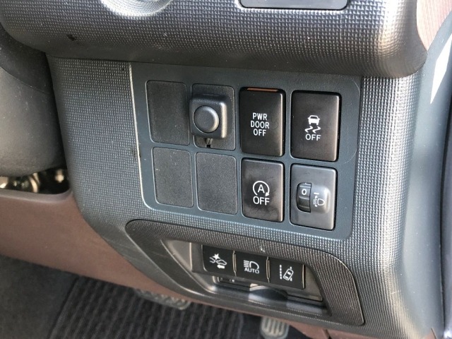 Toyota SPADE 2017 8510200-5