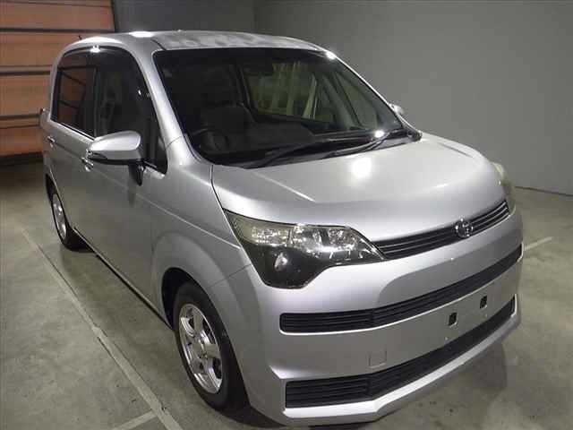 Toyota SPADE 2013 8510208-3