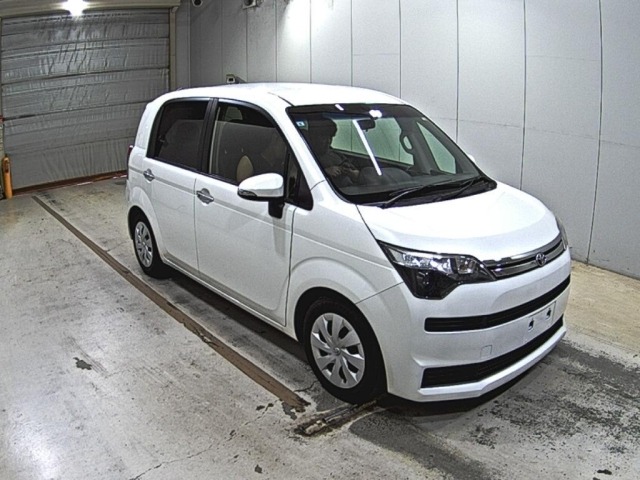 Toyota SPADE 2013 8510234-0
