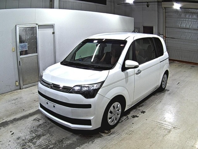 Toyota SPADE 2013 8510234-4