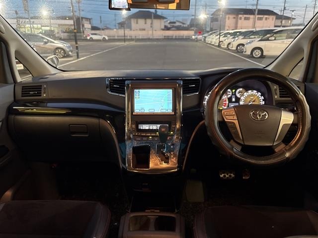 Toyota VELLFIRE 2014 8506291-15