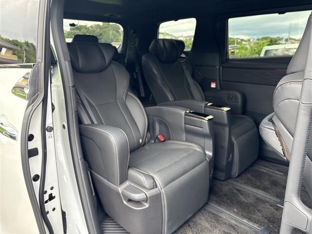 Toyota ALPHARD 2024 8515329-5