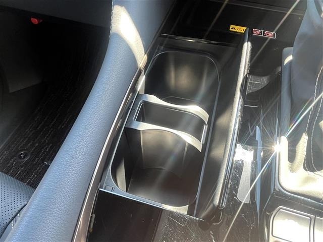 Toyota ALPHARD 2025 8515374-9