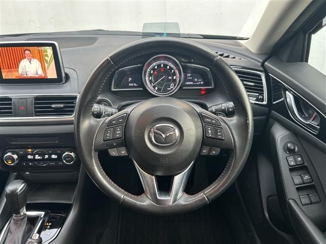 Mazda AXELA 2015 8511135-19