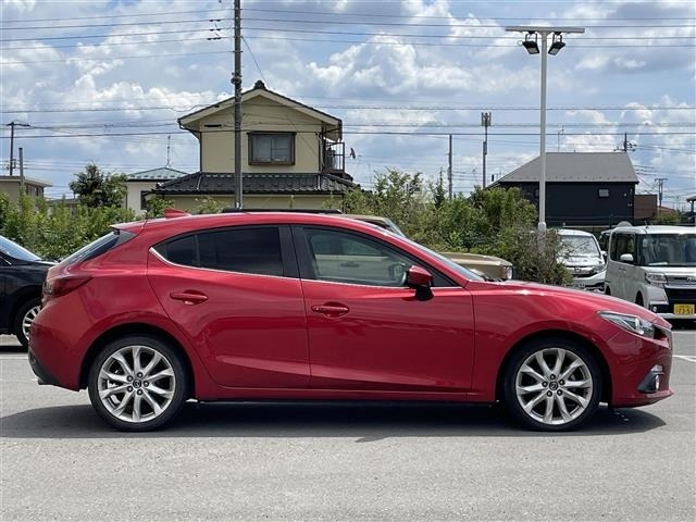 Mazda AXELA 2015 8511136-12