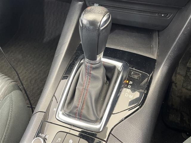 Mazda AXELA 2015 8511137-2
