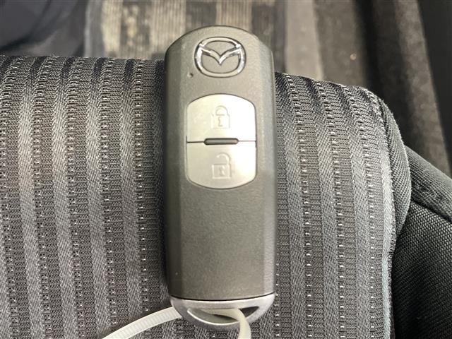 Mazda AXELA 2015 8511137-5