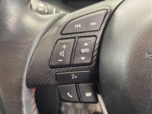 Mazda AXELA 2015 8511137-9