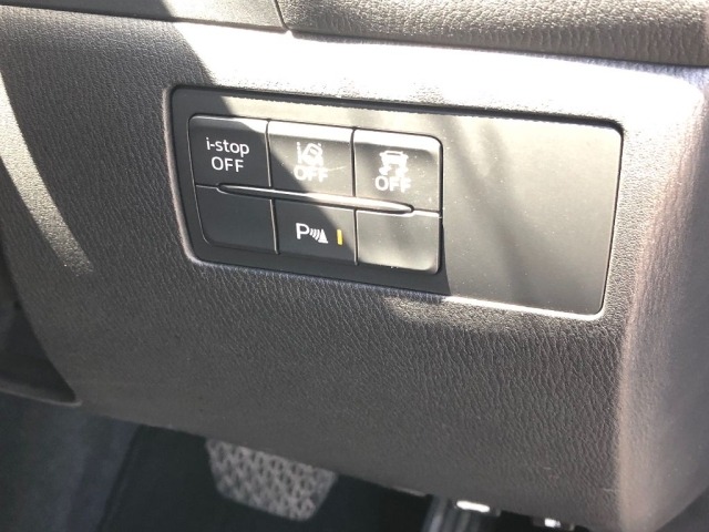 Mazda AXELA 2018 8511141-5