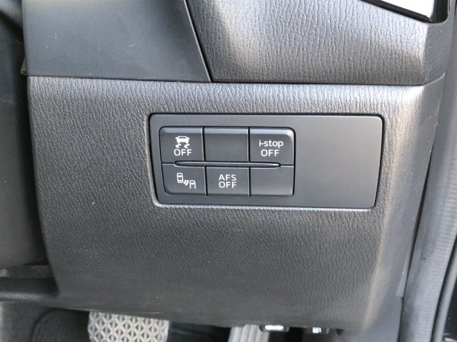 Mazda AXELA 2015 8511145-5