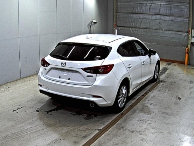 Mazda AXELA 2017 8511167-5