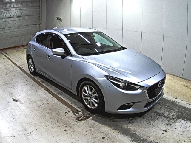 Mazda AXELA 2017 8511169-0