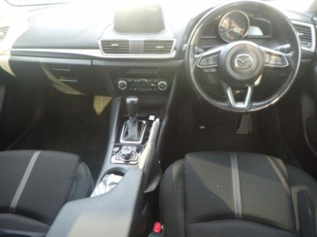 Mazda AXELA 2017 8511169-3