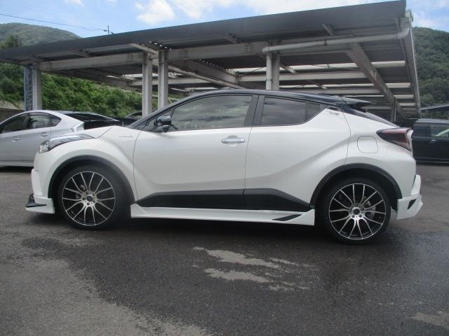 Toyota C-HR 2018 8511981-13