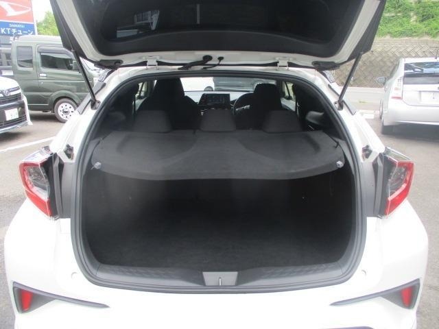 Toyota C-HR 2018 8511981-16