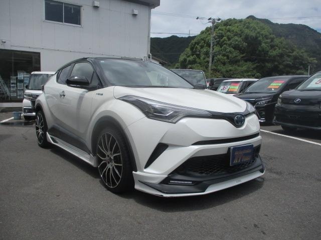 Toyota C-HR 2018 8511981-24
