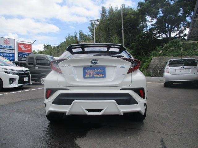Toyota C-HR 2018 8511981-25