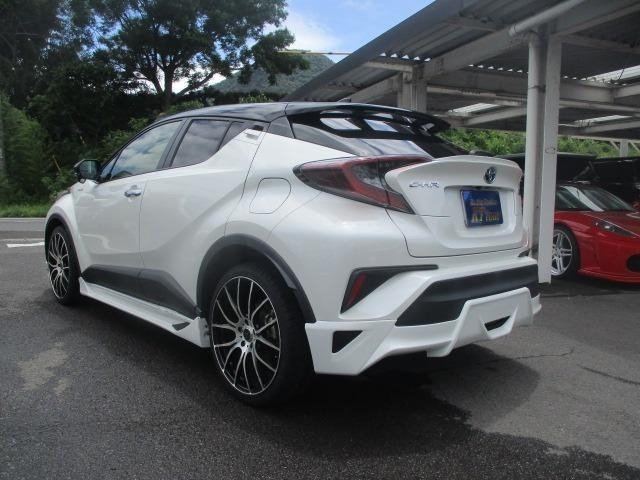 Toyota C-HR 2018 8511981-26