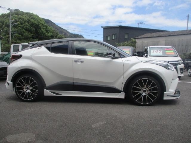 Toyota C-HR 2018 8511981-27