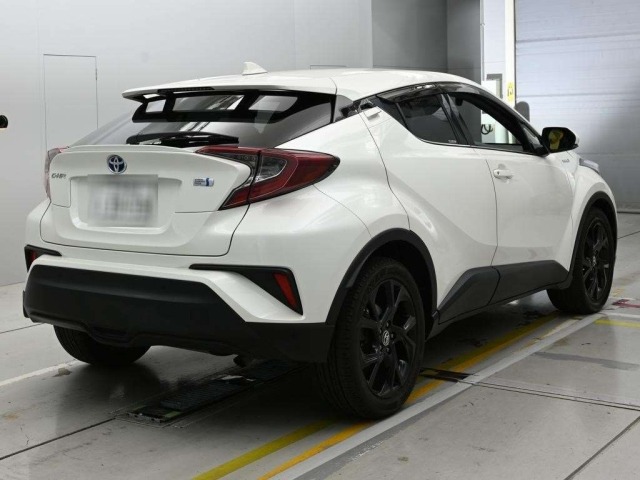 Toyota C-HR 2019 8511987-1