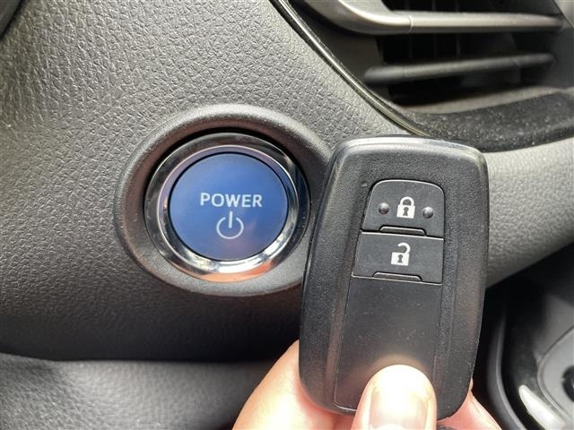 Toyota C-HR 2018 8512140-1