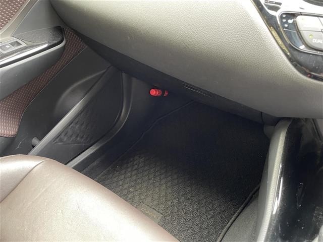 Toyota C-HR 2018 8512140-4