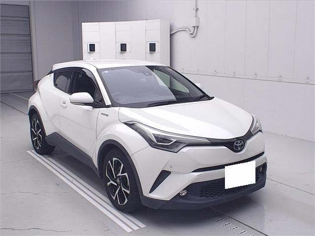 Toyota C-HR 2018 8512169-0