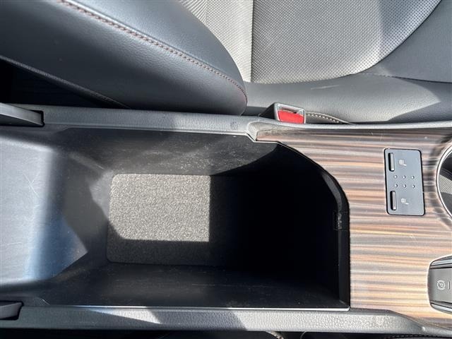 Toyota CAMRY 2017 8512711-4