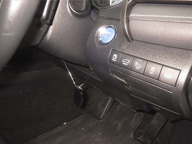 Toyota CAMRY 2019 8512727-8